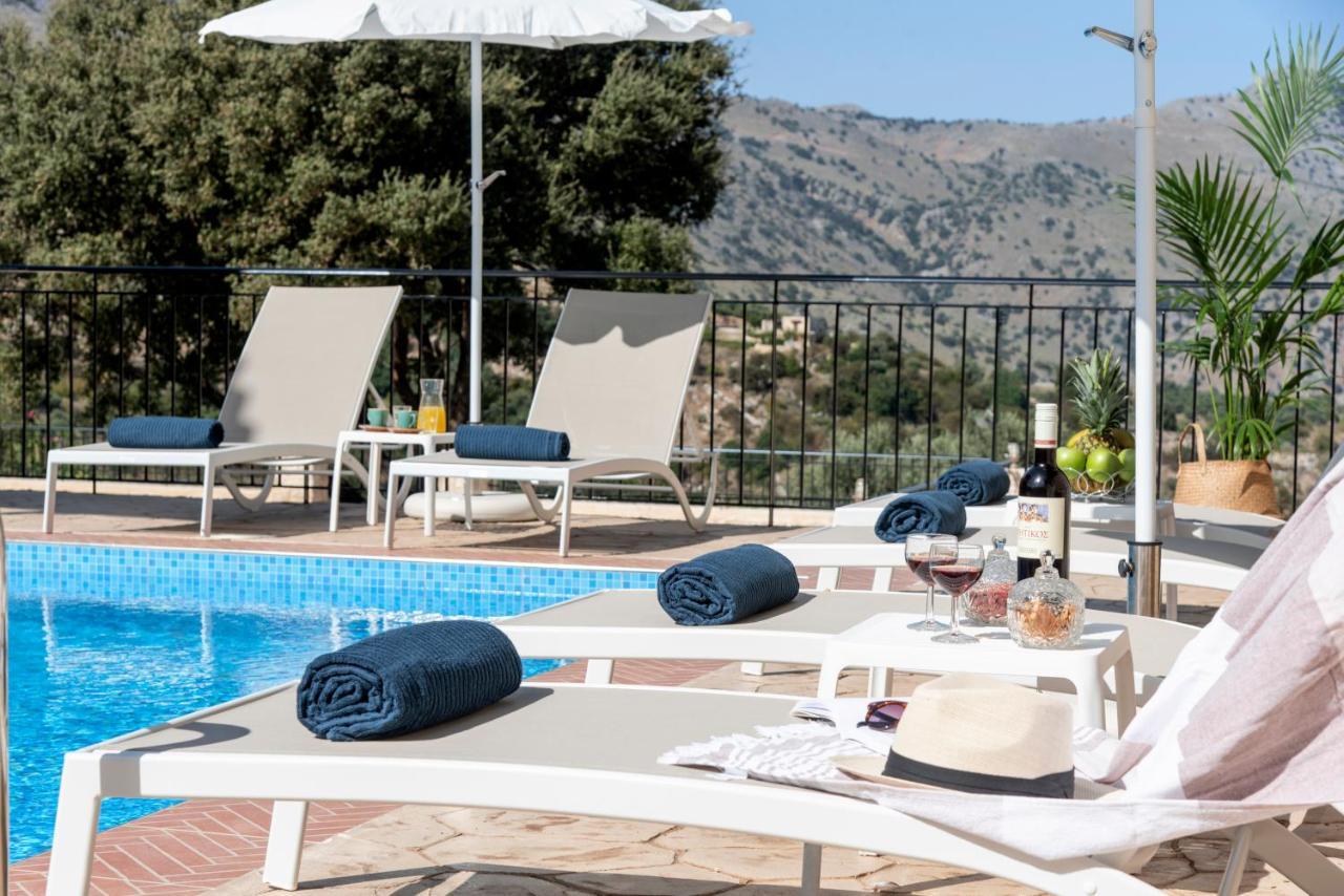 Villa Kermes Heated Pool Kournás Екстериор снимка